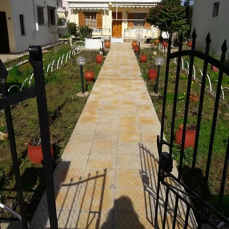 Τhe Roses House Apartment Pandokrátor Exterior foto