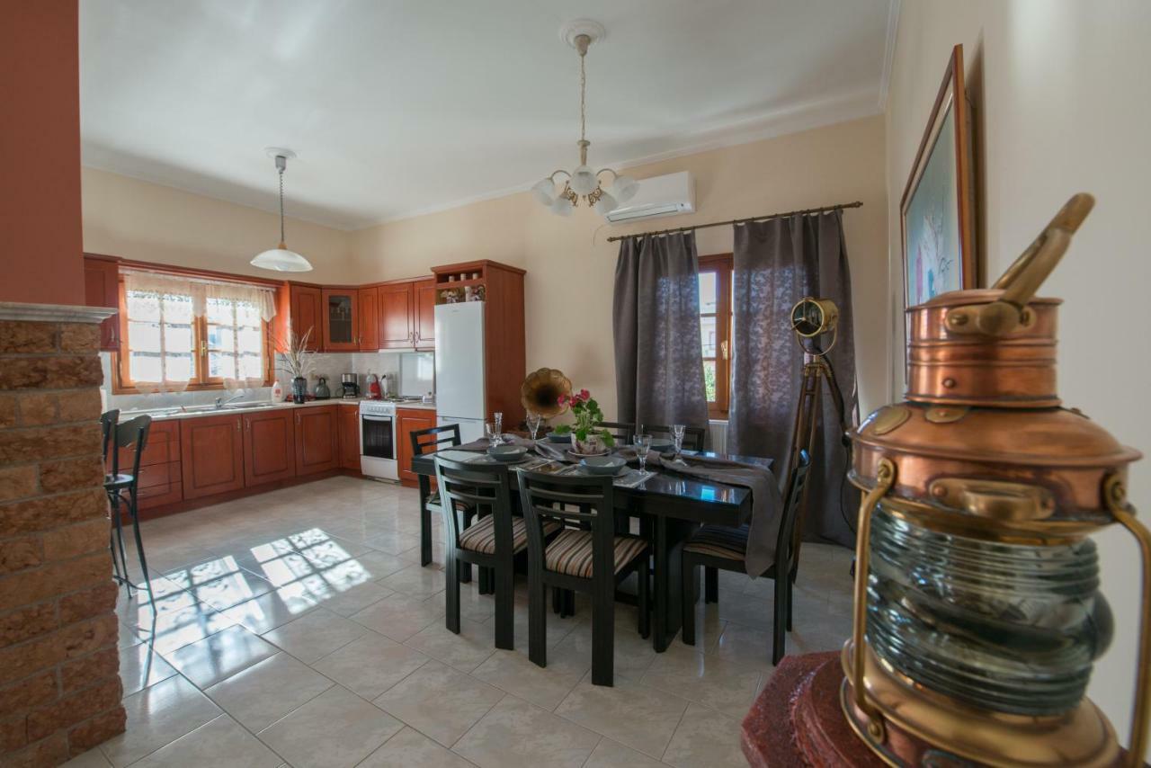 τhe Roses House Apartment Pandokrátor